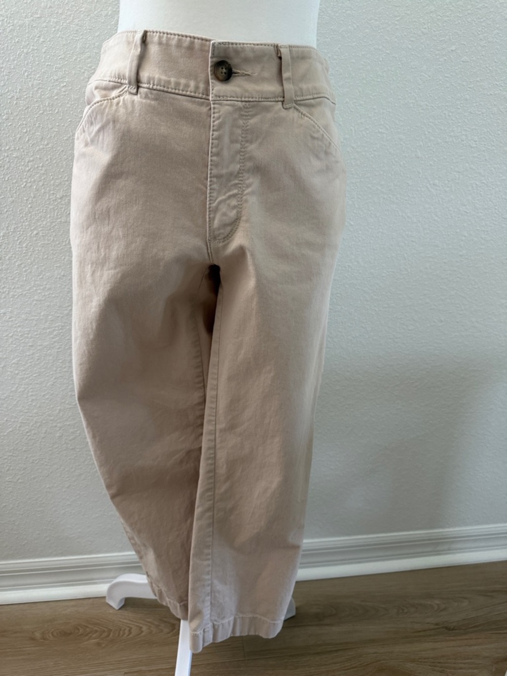 LOFT Straight Leg Women's Pants in Light Beige